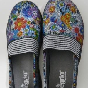 Alegria Glee  Woman's Slip On Leather Shoe US Sz 6